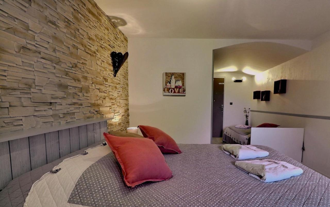 Chambres D'Hotes Les Fleurettes En Baie Du Mont Saint Michel מראה חיצוני תמונה
