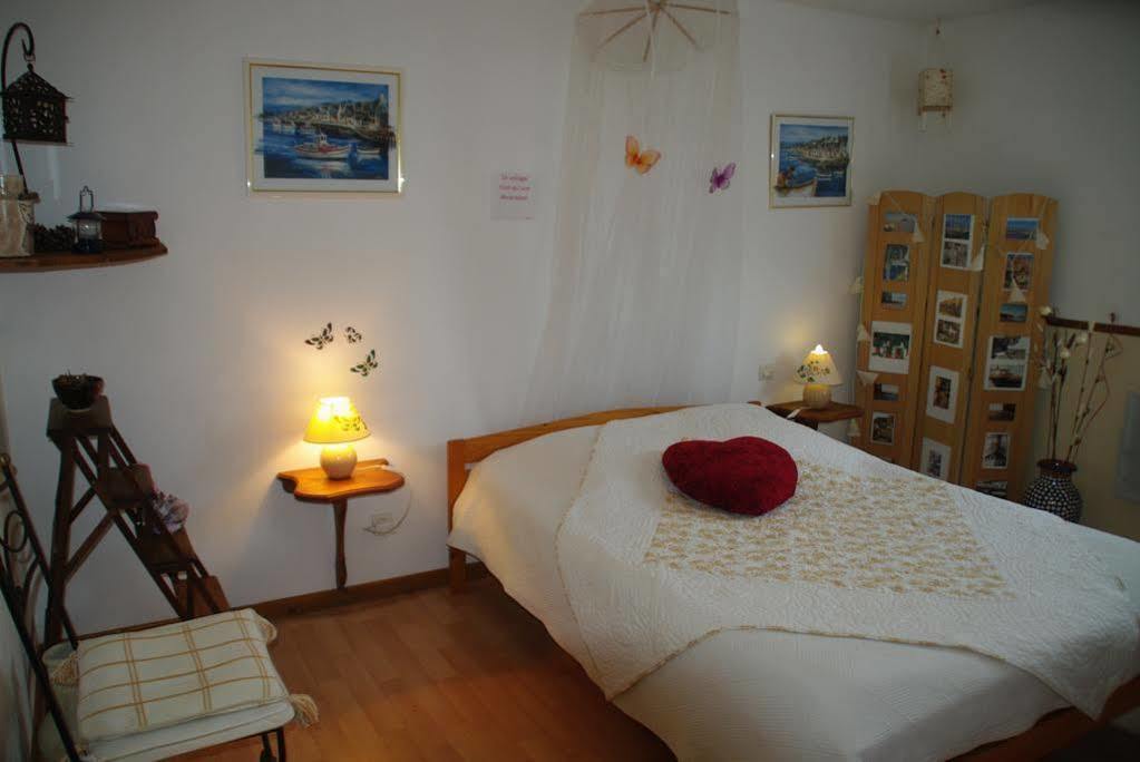 Chambres D'Hotes Les Fleurettes En Baie Du Mont Saint Michel מראה חיצוני תמונה